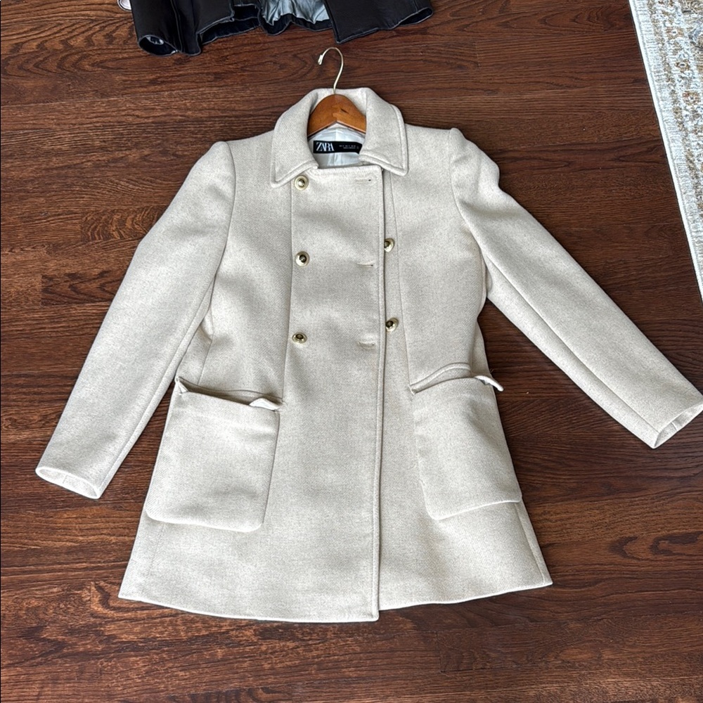 Zara Elegant Cream Pea Coat